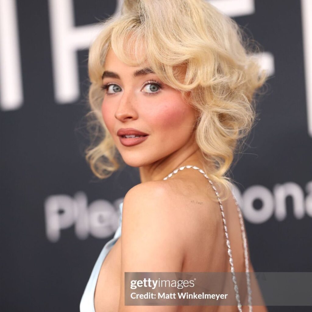 Sabrina Carpenter Grammy 2025